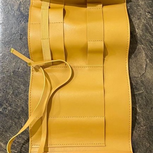 Goldenrod Organizer Roll NEW - Picture 4 of 7